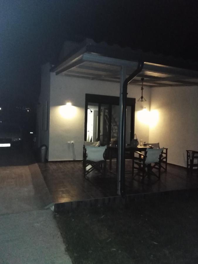 Σπίτι Με Σοφίτα Μπροστά Στη Θάλασσα Villa Trápeza Dış mekan fotoğraf